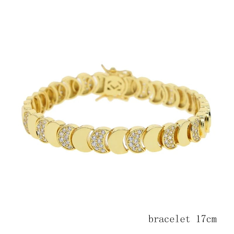Wholesale Geometric Shiny Plain Micro Pave 5A Zirconia CZ Moon Shaped Chain Choker Necklace Gold Color Fashion Women Jewelry Set